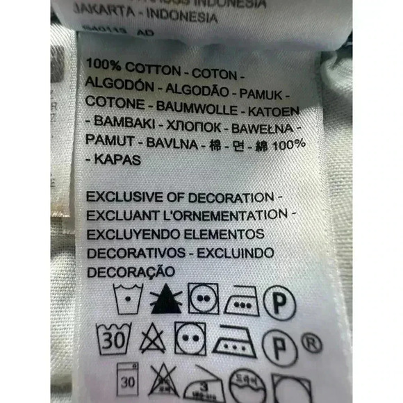 VINTAGE LEVI’S 501® ORIGINAL FIT HIGH RISE WOMEN'S SHORTS SIZE 30 - Picture 10 of 12